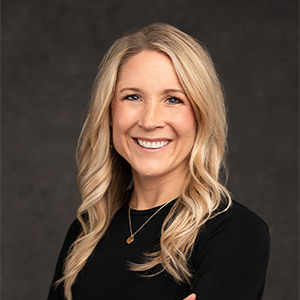 Danielle Toonen 300x300 doctor-1-1-300x300-1